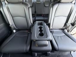 Honda Odyssey EX-L Auto 2026 — side view