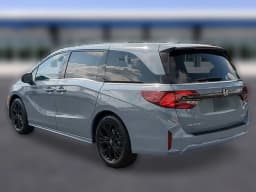 Honda Odyssey Sport-L Auto 2026 — side view