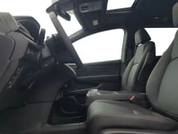 Honda Odyssey Sport-L Auto 2026 — side view
