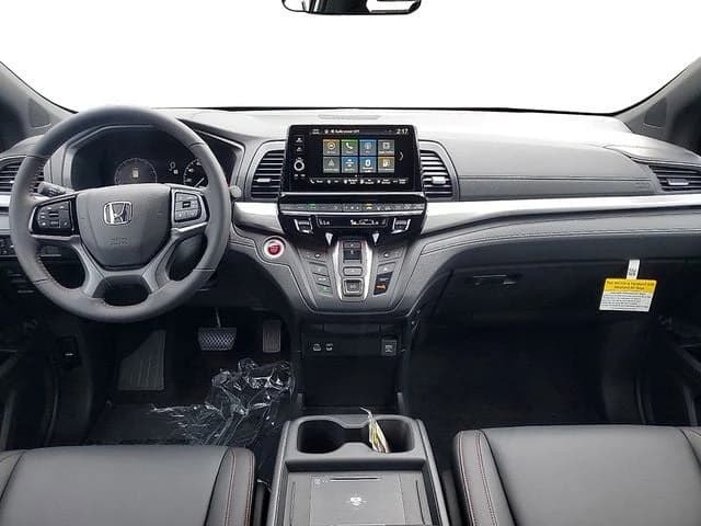 Honda Odyssey Sport-L Auto 2026 — side view