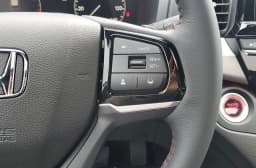 Honda Odyssey Sport-L Auto 2026 — side view