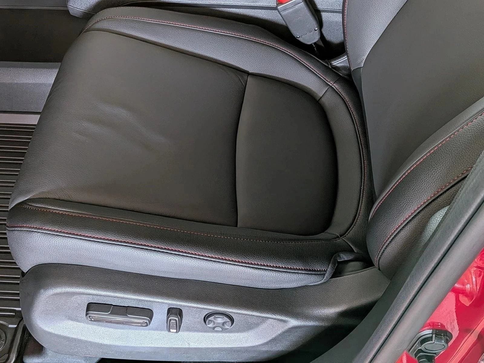 Honda Odyssey Sport-L Auto 2026 — side view