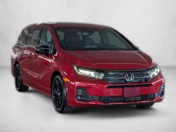 Honda Odyssey Sport-L Auto 2026 — side view