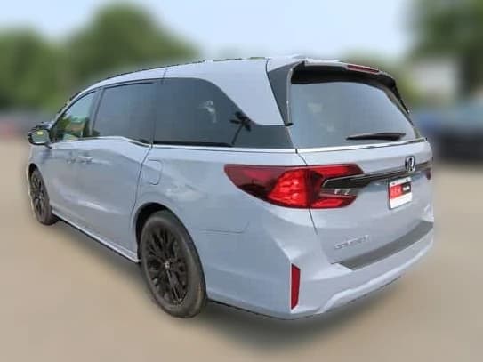 Honda Odyssey Sport-L Auto 2026 — side view