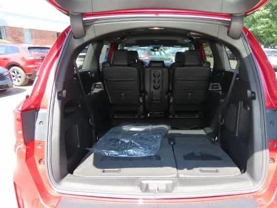 Honda Odyssey Sport-L Auto 2026 — side view