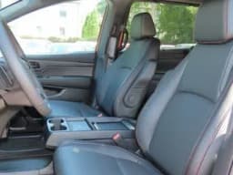 Honda Odyssey Sport-L Auto 2026 — side view