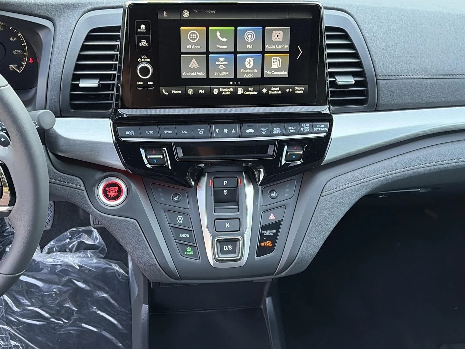 Honda Odyssey Sport-L Auto 2026 — side view