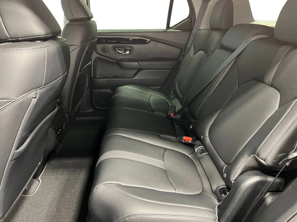 Honda Passport RTL AWD 2026 — side view