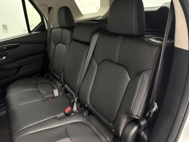 Honda Passport RTL AWD 2026 — side view