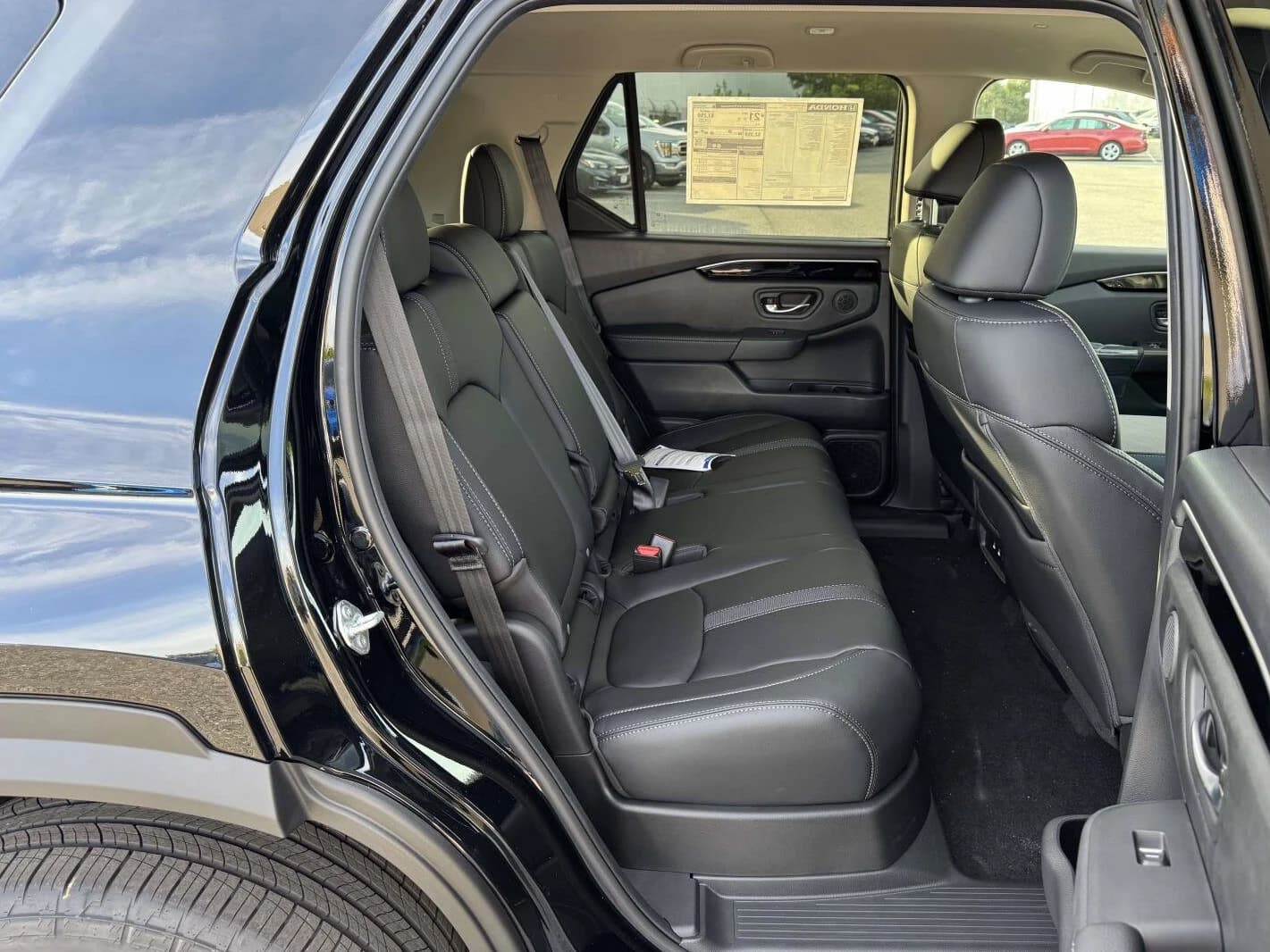 Honda Passport RTL AWD 2026 — side view