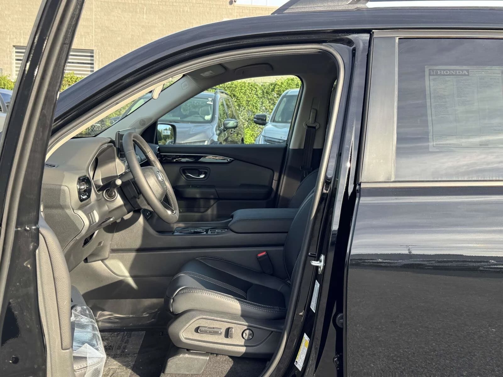 Honda Passport RTL AWD 2026 — side view