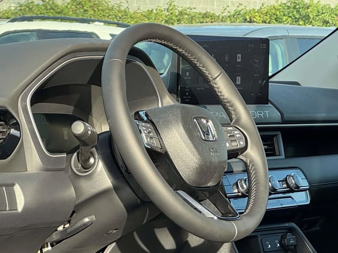 Honda Passport RTL AWD 2026 — side view