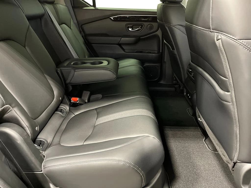 Honda Passport RTL AWD 2026 — side view