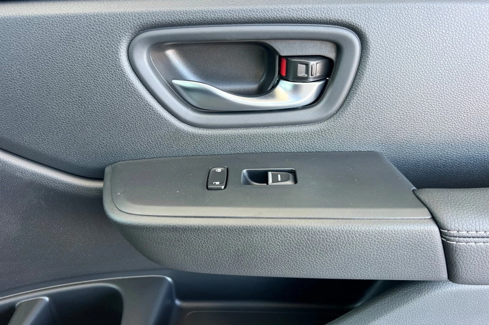 Honda Passport RTL AWD 2026 — side view