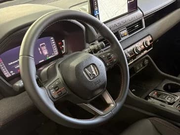 Honda Passport TrailSport AWD 2026 — side view