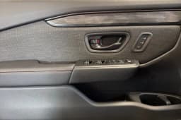 Honda Passport TrailSport AWD 2026 — side view