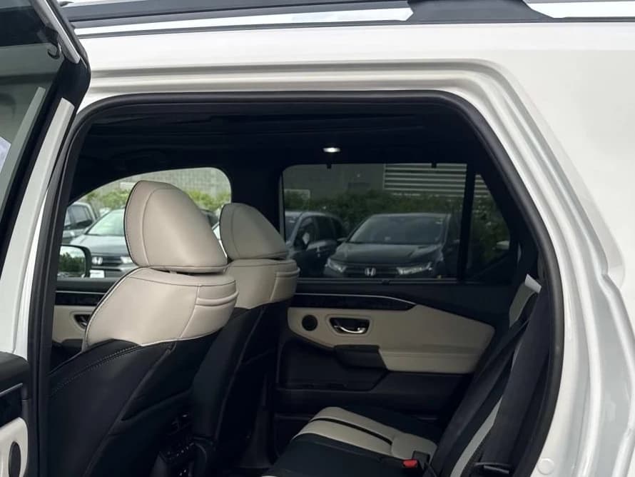Honda Passport TrailSport Elite AWD 2026 — side view