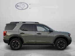 Honda Passport TrailSport Elite AWD 2026 — side view