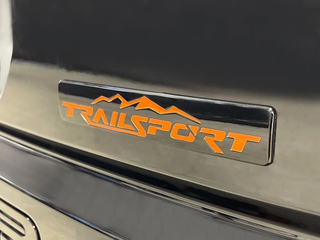 Honda Passport TrailSport Elite Blackout AWD 2026 — side view