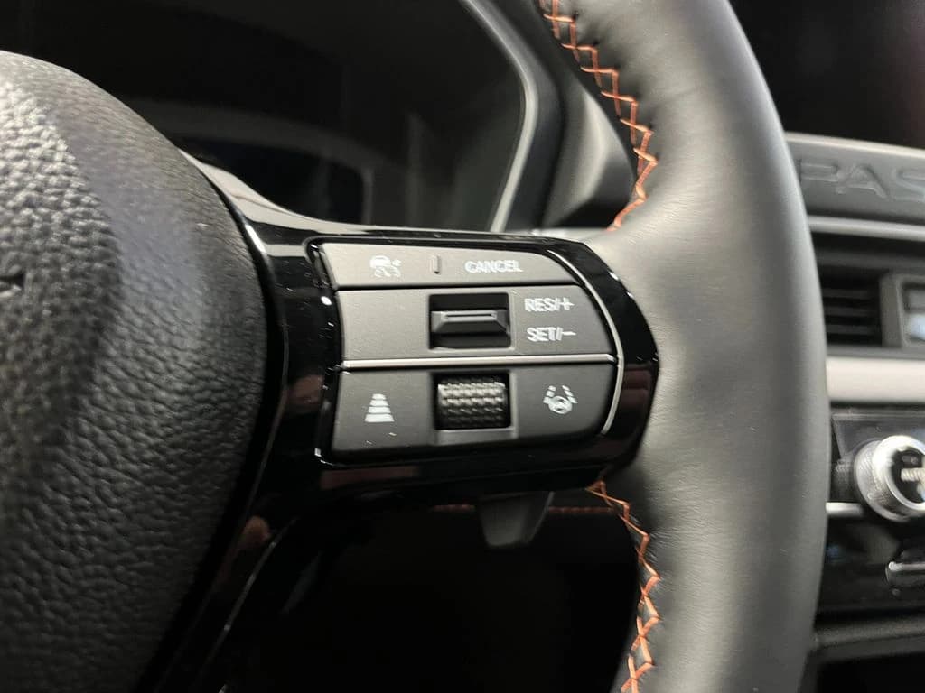 Honda Passport TrailSport Elite Blackout AWD 2026 — side view