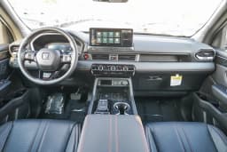 Honda Passport TrailSport Elite AWD 2026 — side view