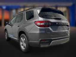 Honda Pilot EX-L AWD 2026 — side view