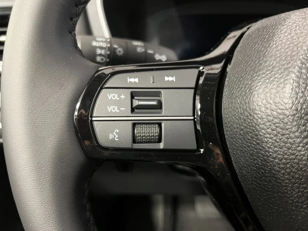 Honda Pilot EX-L AWD 2026 — side view