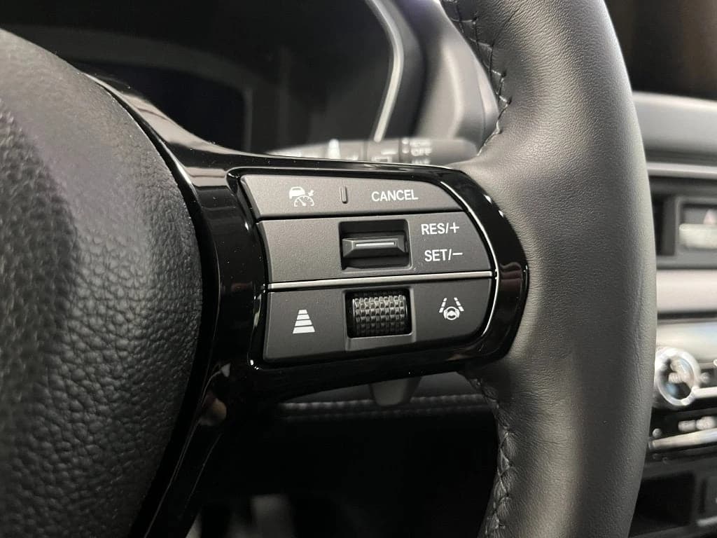 Honda Pilot EX-L AWD 2026 — side view