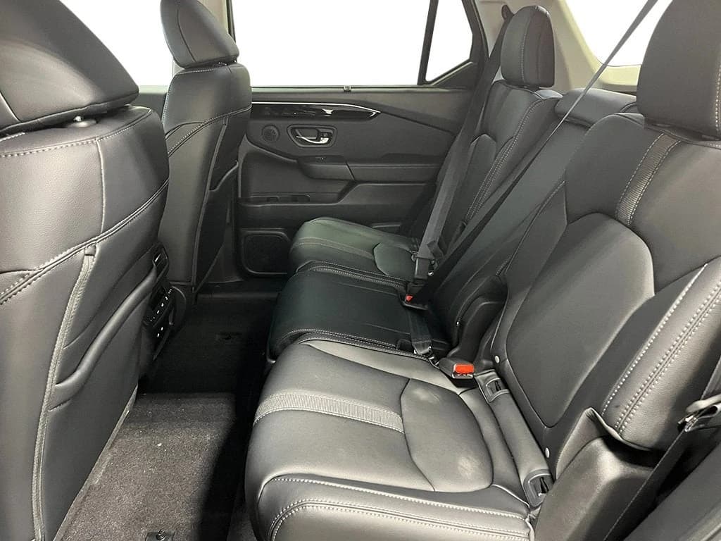 Honda Pilot EX-L AWD 2026 — side view