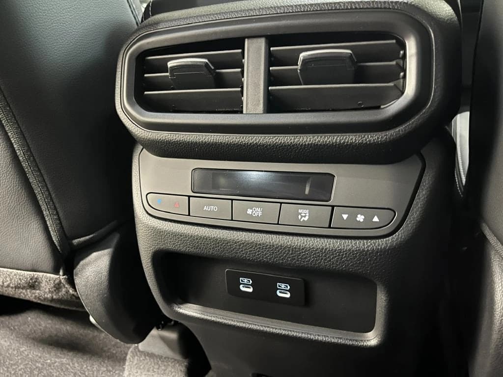 Honda Pilot EX-L AWD 2026 — side view