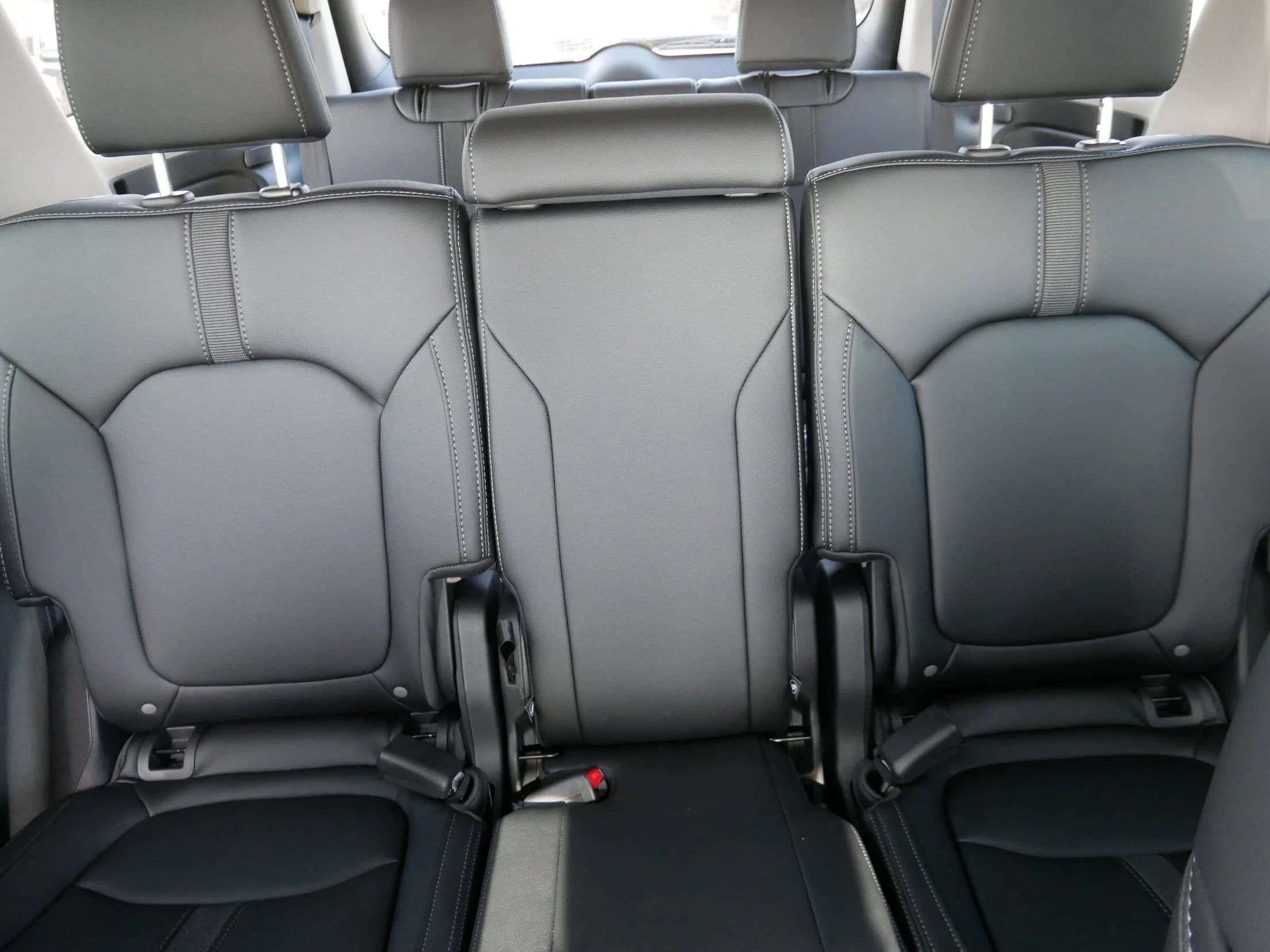 Honda Pilot EX-L AWD 2026 — side view