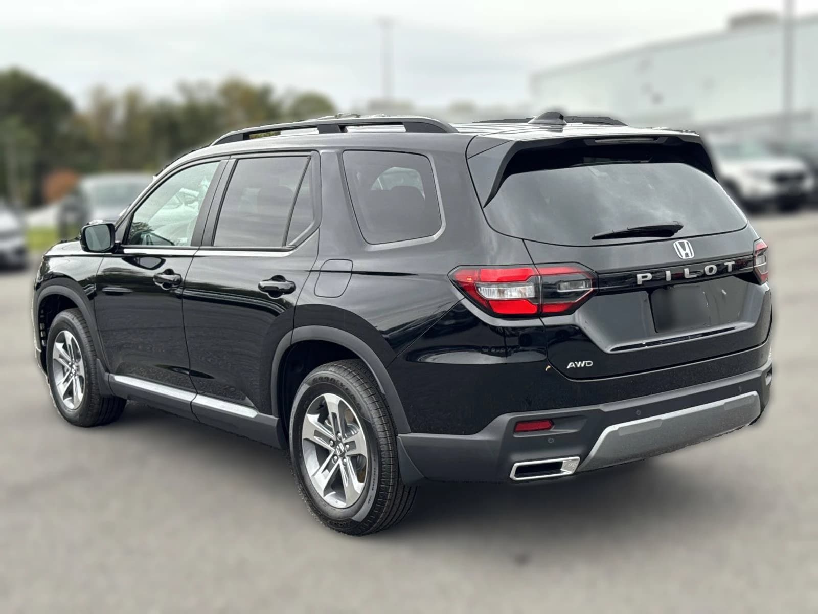 Honda Pilot EX-L AWD 2026 — side view
