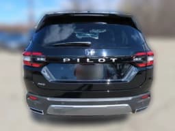 Honda Pilot EX-L AWD 2026 — side view