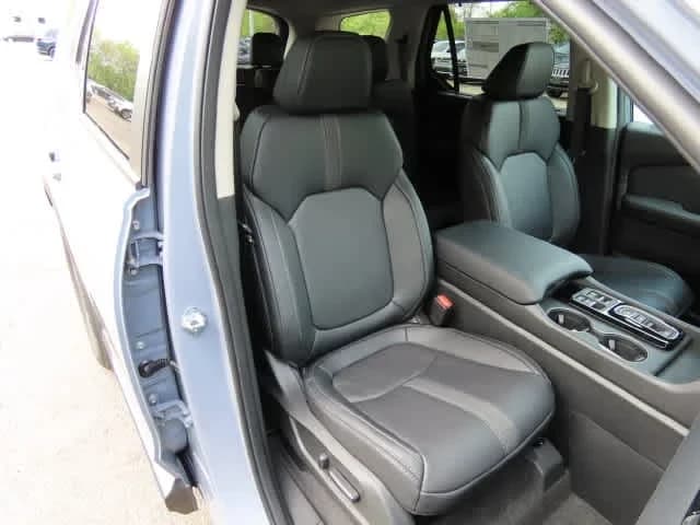 Honda Pilot EX-L AWD 2026 — side view
