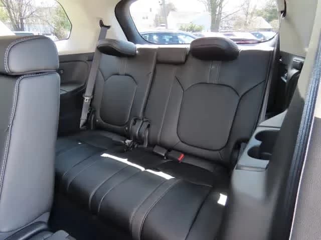 Honda Pilot EX-L AWD 2026 — side view