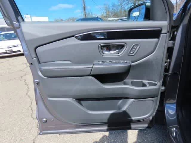 Honda Pilot EX-L AWD 2026 — side view