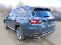 Honda Pilot EX-L AWD 2026 — side view