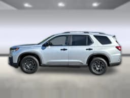 Honda Pilot TrailSport AWD 2026 — side view