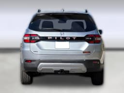 Honda Pilot TrailSport AWD 2026 — side view