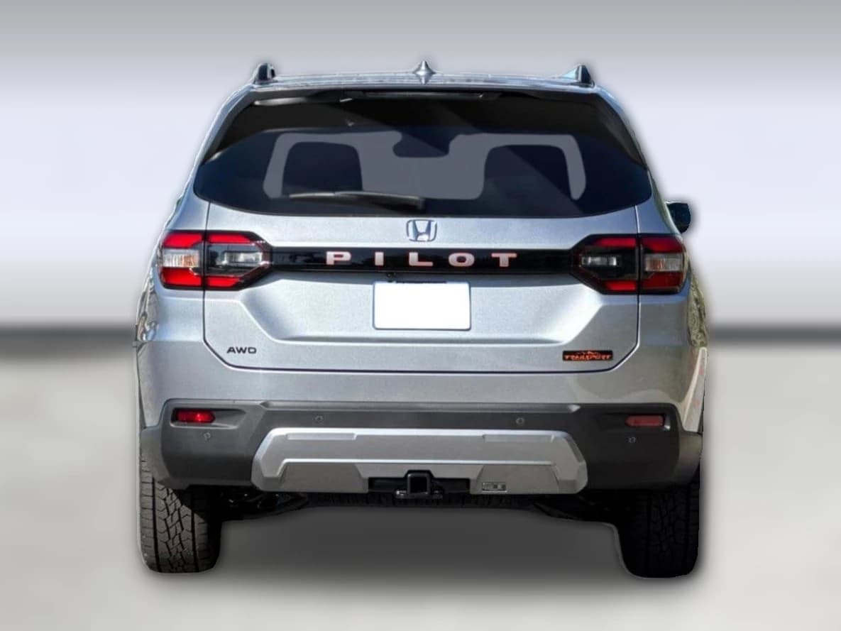 Honda Pilot TrailSport AWD 2026 — side view