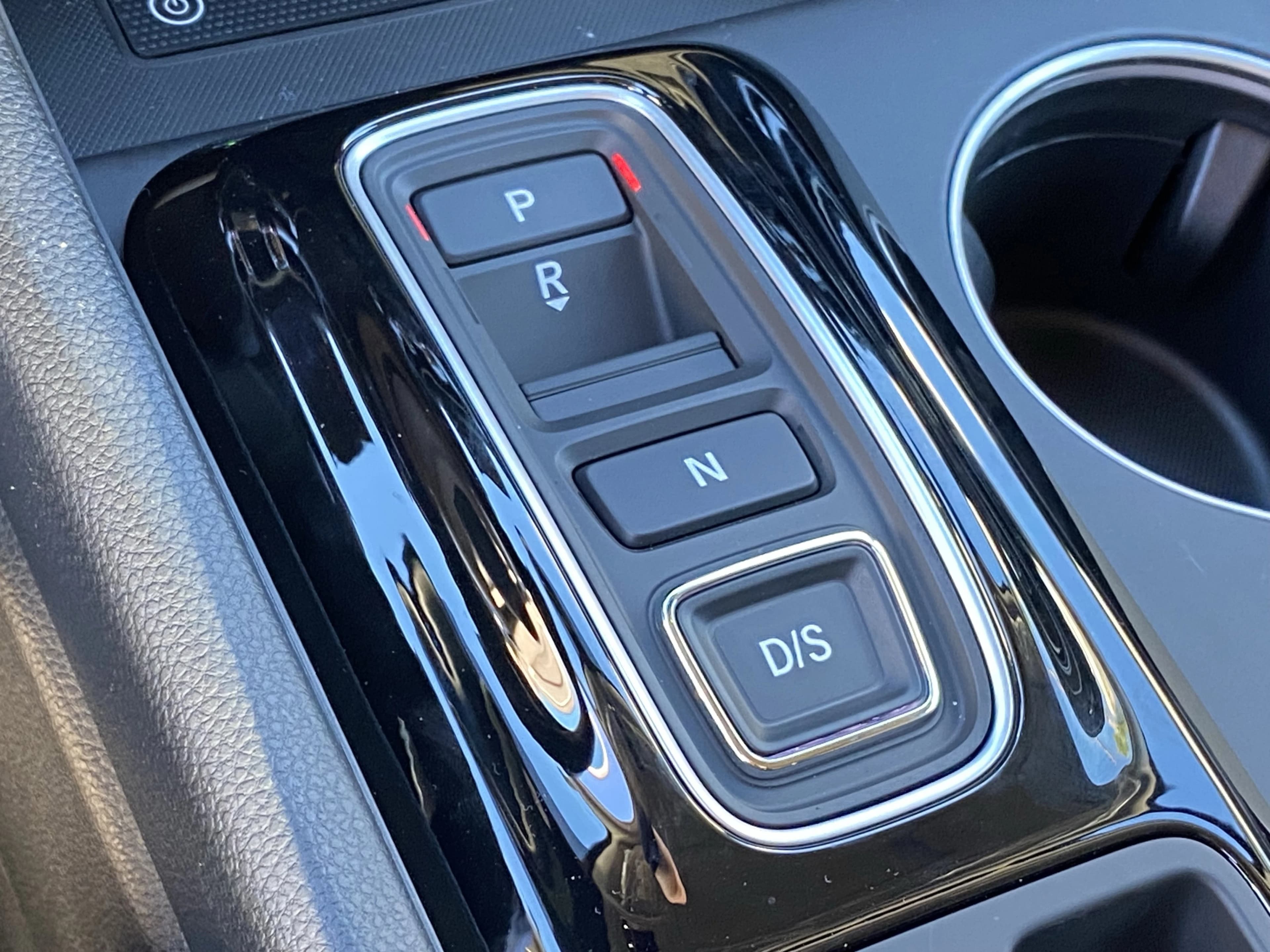Honda Pilot Touring S AWD 2026 — side view