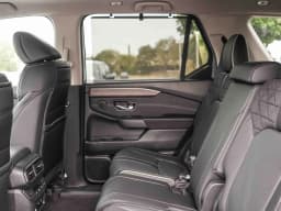 Honda Pilot Elite AWD 2026 — side view