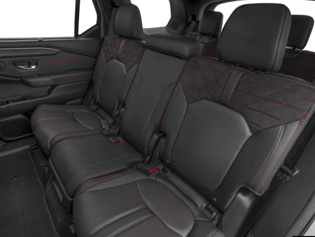 Honda Pilot Black Edition AWD 2026 — side view