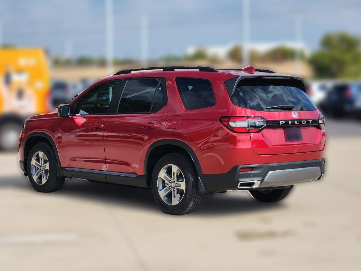 Honda Pilot EX-L 2WD 2026 — side view