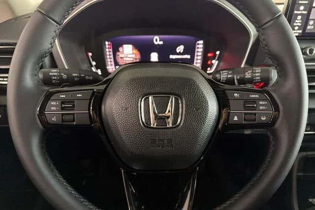 Honda Pilot EX-L 2WD 2026 — side view