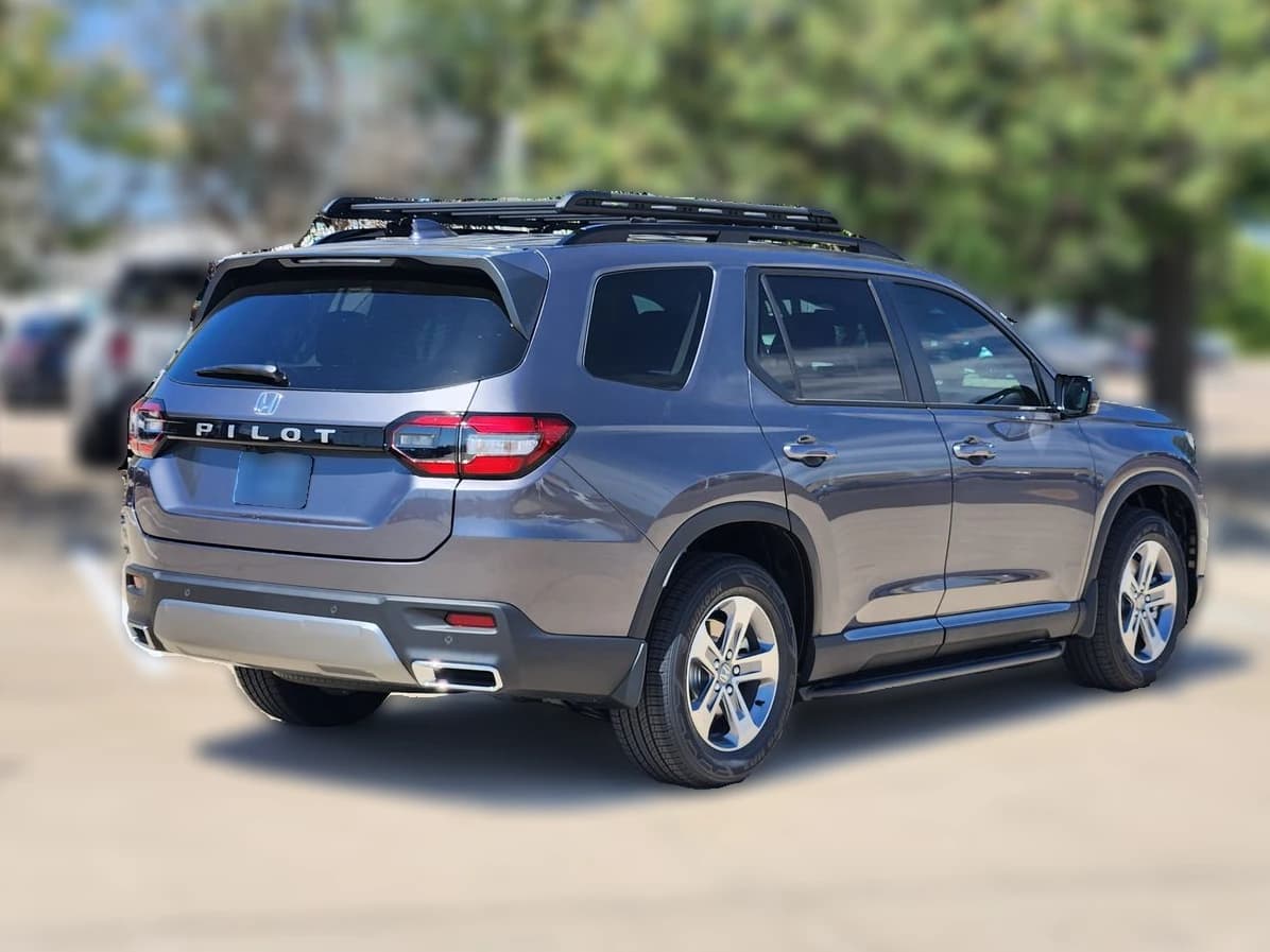 Honda Pilot EX-L 2WD 2026 — side view