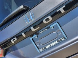 Honda Pilot EX-L 2WD 2026 — side view