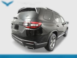 Honda Pilot EX-L 2WD 2026 — side view