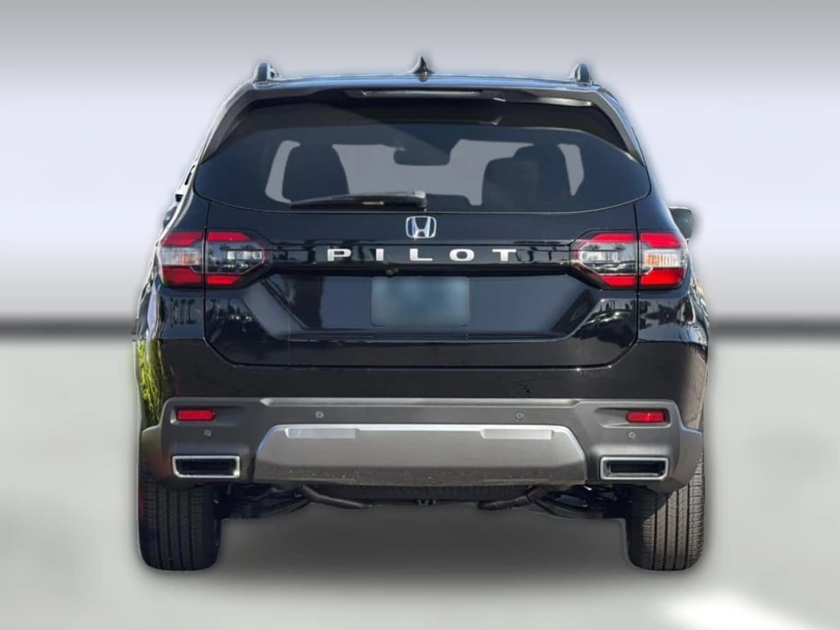 Honda Pilot EX-L 2WD 2026 — side view