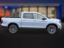 Honda Ridgeline Sport AWD 2025 — side view